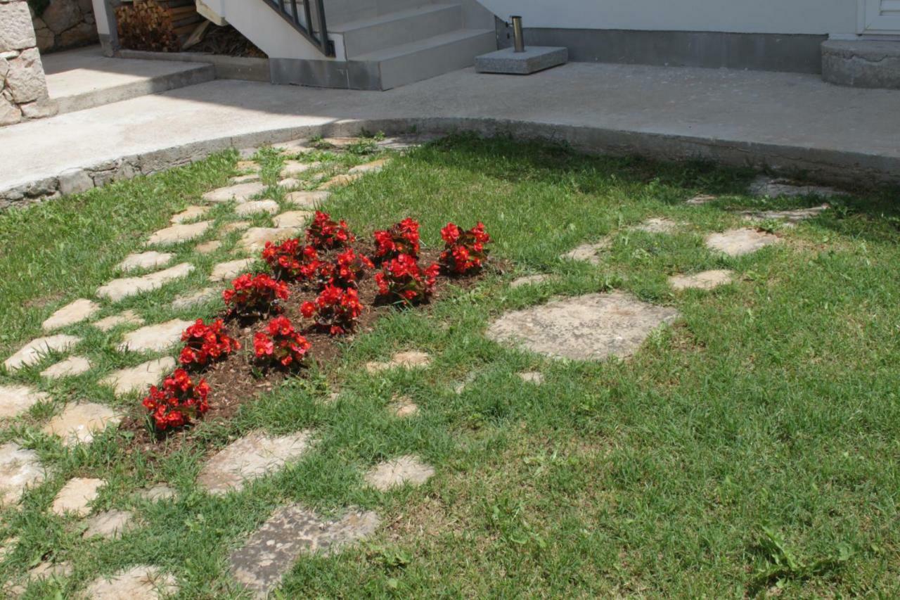 Apartmani "Mali Mago" Tribalj Εξωτερικό φωτογραφία
